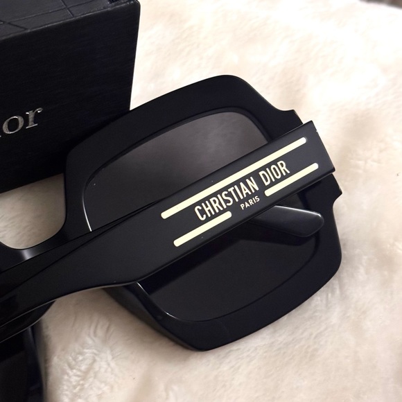 DiorSignature S1U - Picture 4 of 8